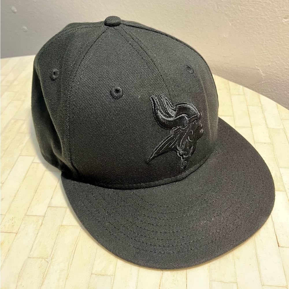 New Era NFL Minnesota Vikings Black Snapback Cap - Picture 1 of 8